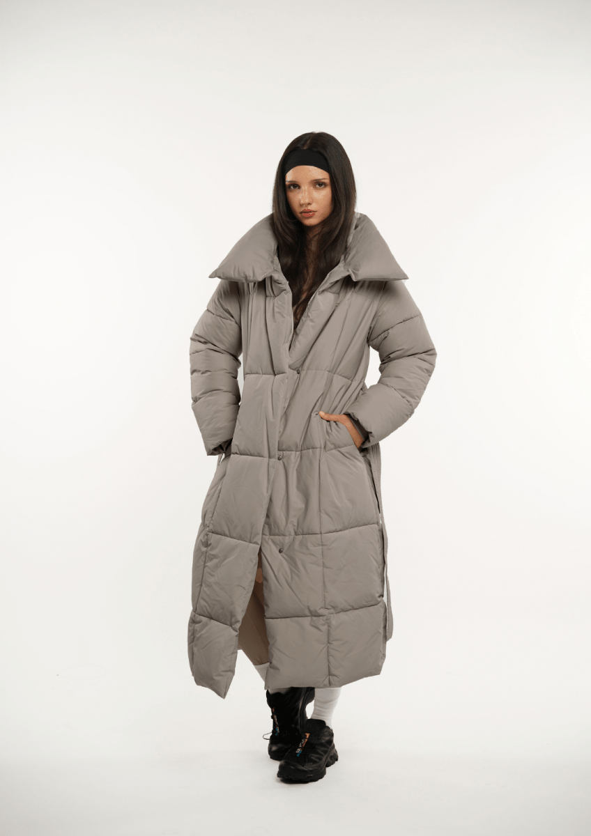 BLAIRE | EXTRA LONG LENGTH BULETED BUTTON PUFFER JACKET - Edith & Mae