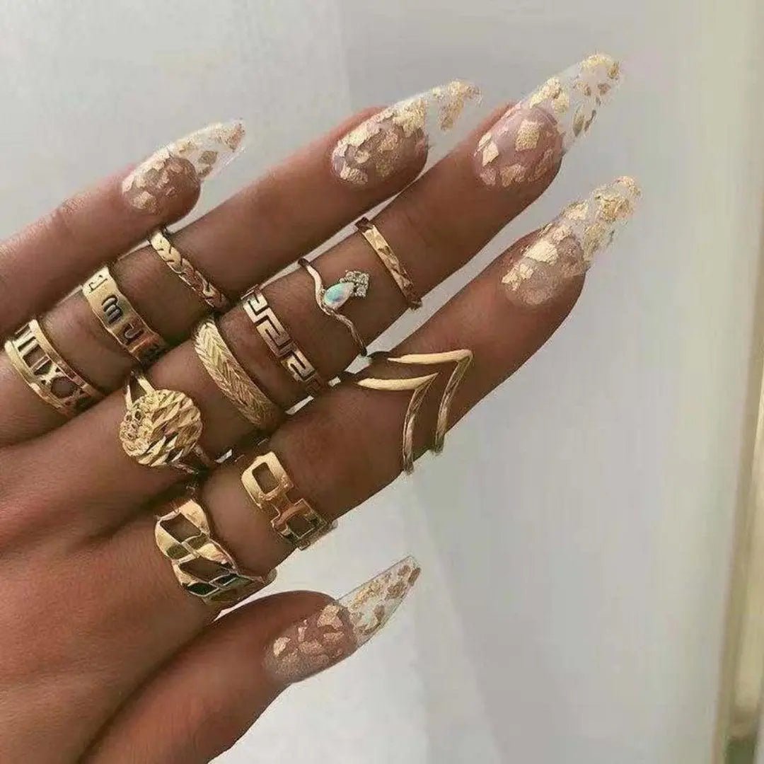 UNIQUE PACK WITH 8 TO 12 RINGS - Edith & Mae