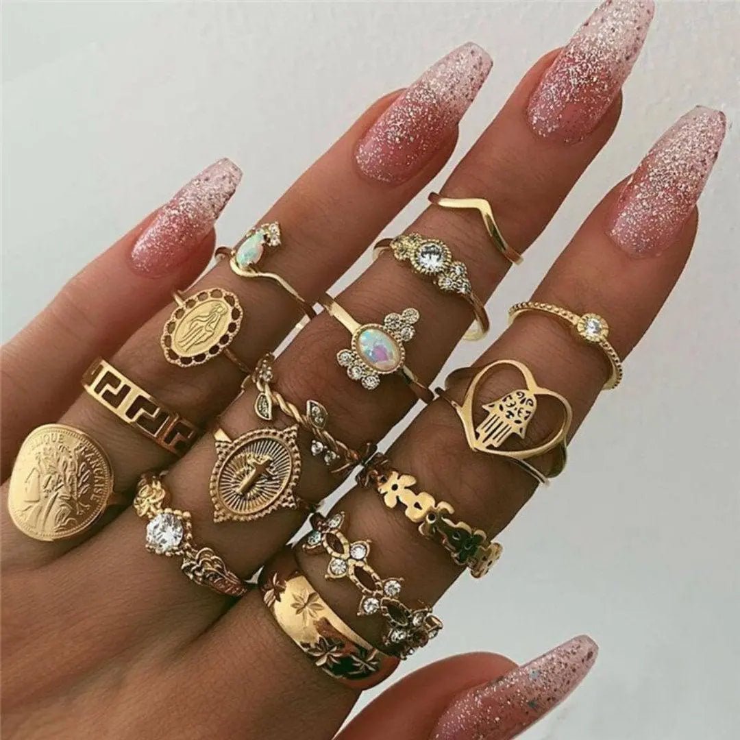 UNIQUE PACK WITH 8 TO 12 RINGS - Edith & Mae