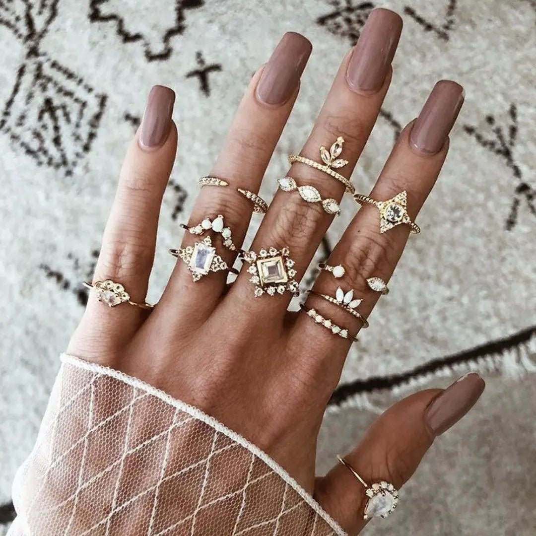 UNIQUE PACK WITH 8 TO 12 RINGS - Edith & Mae