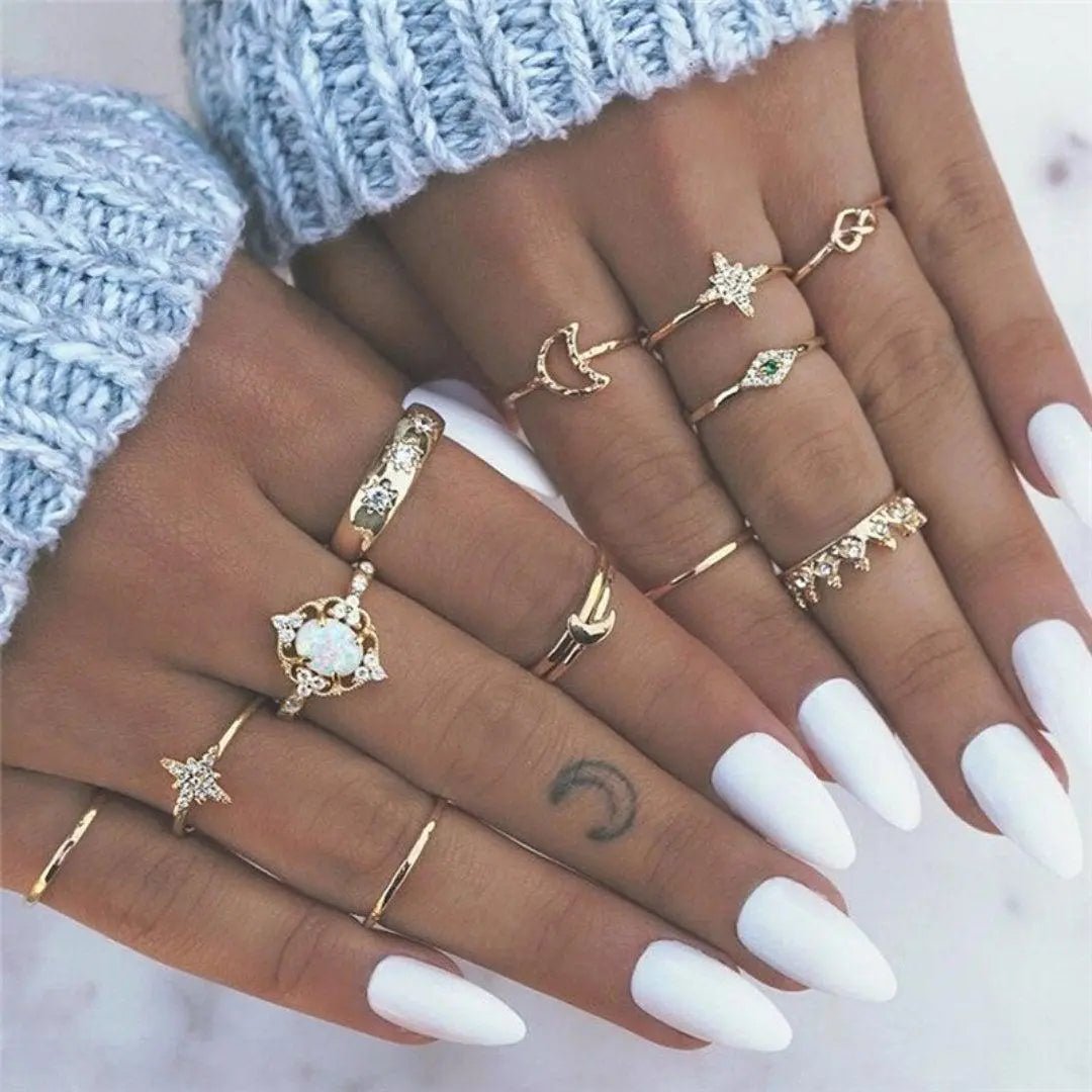 UNIQUE PACK WITH 8 TO 12 RINGS - Edith & Mae