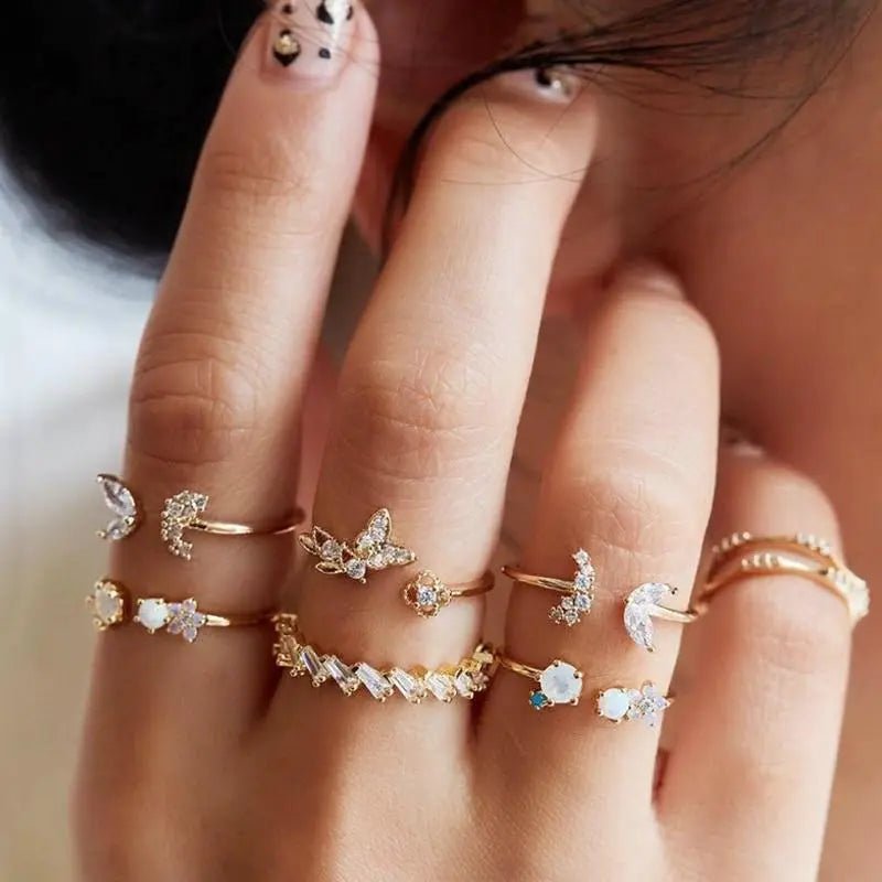 UNIQUE PACK WITH 8 TO 12 RINGS - Edith & Mae