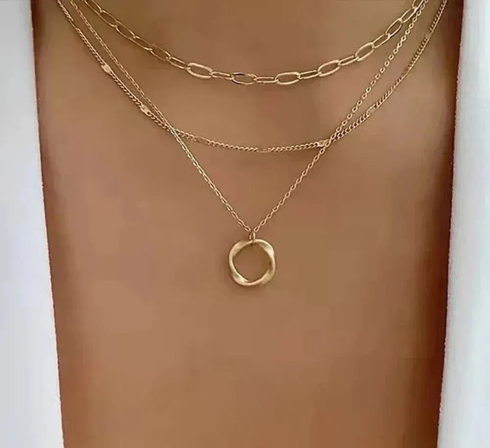 VINTAGE GOLD LAYERED CHAIN & PENDANT NECKLACE - Edith & Mae