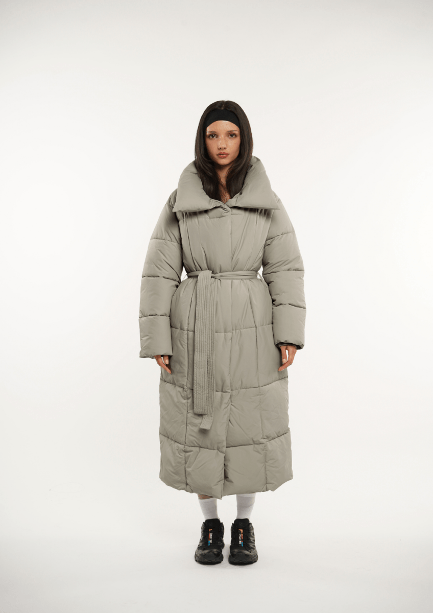 BLAIRE | EXTRA LONG LENGTH BULETED BUTTON PUFFER JACKET - Edith & Mae