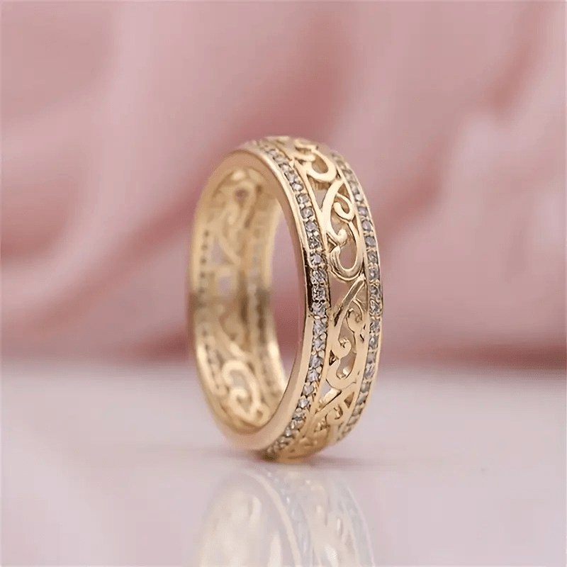 BRIGHT HOLLOW GOLD RING - Edith & Mae