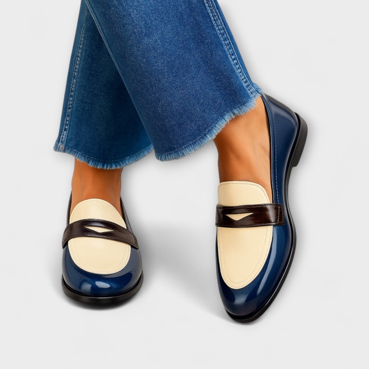 CLAUDIA - CONTRAST LOAFERS - Edith & Mae