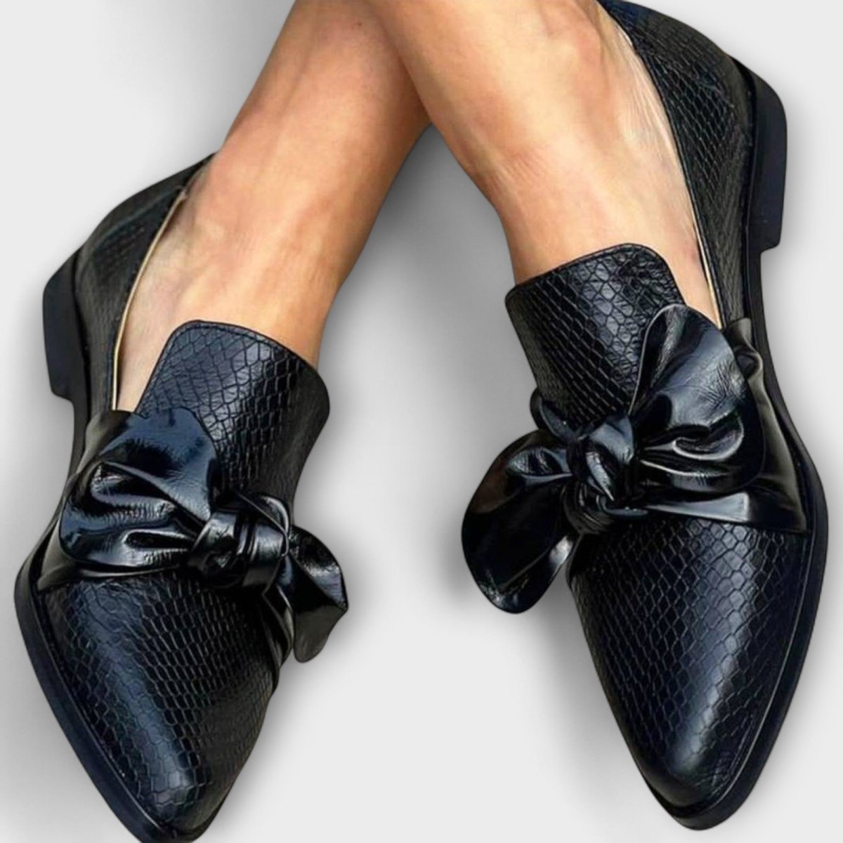 CLAUDIA - LOAFER WITH BOW DETAIL - Edith & Mae