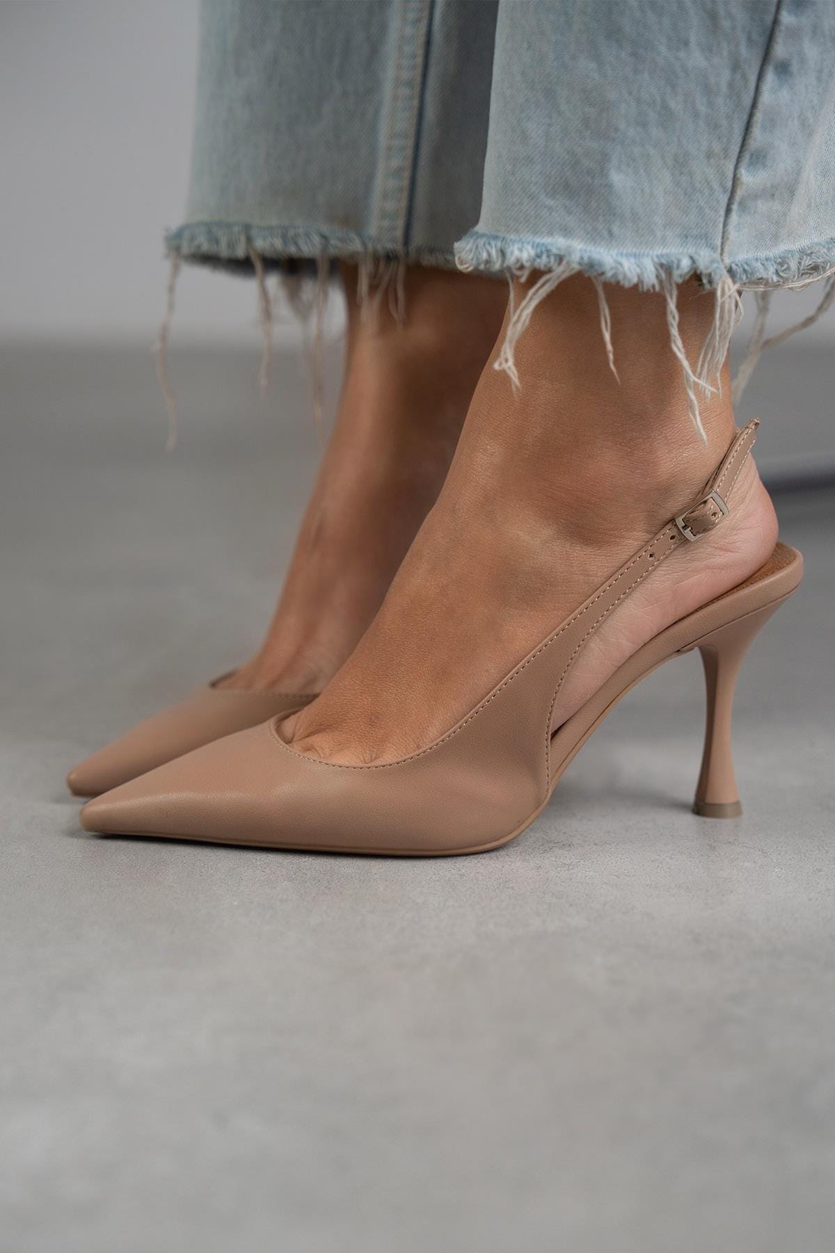 Mabel &amp; June – Suede Orthopedic Sandals